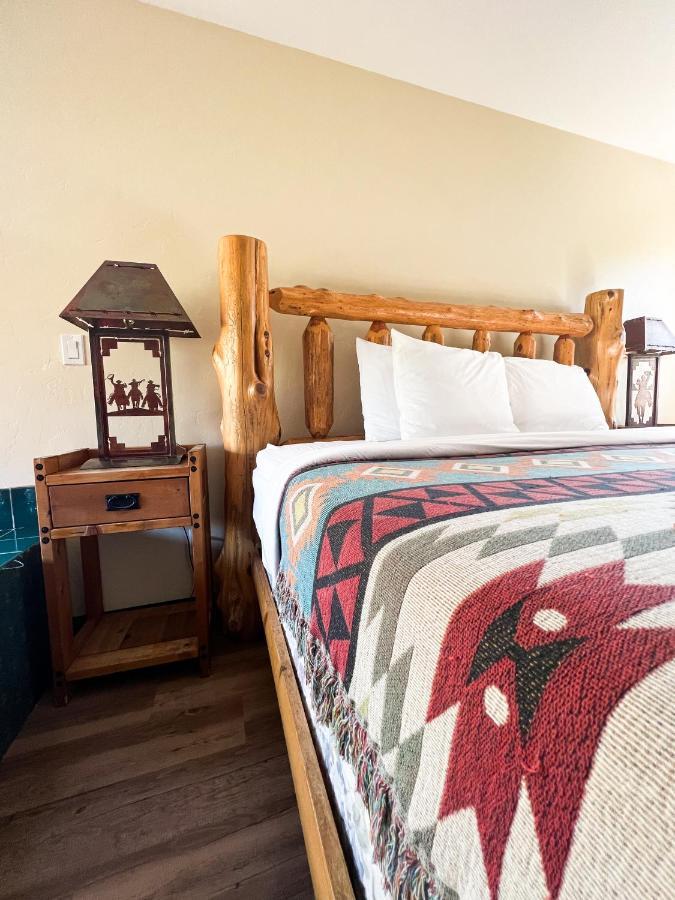 Creekside Lodge And Cabins Mayer Luaran gambar