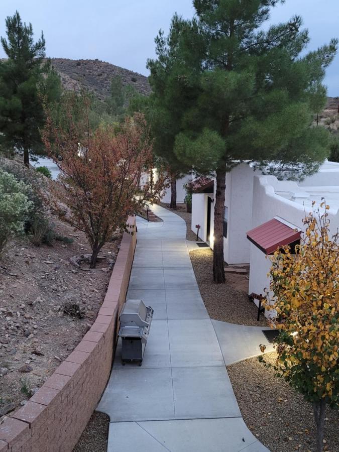 Creekside Lodge And Cabins Mayer Luaran gambar